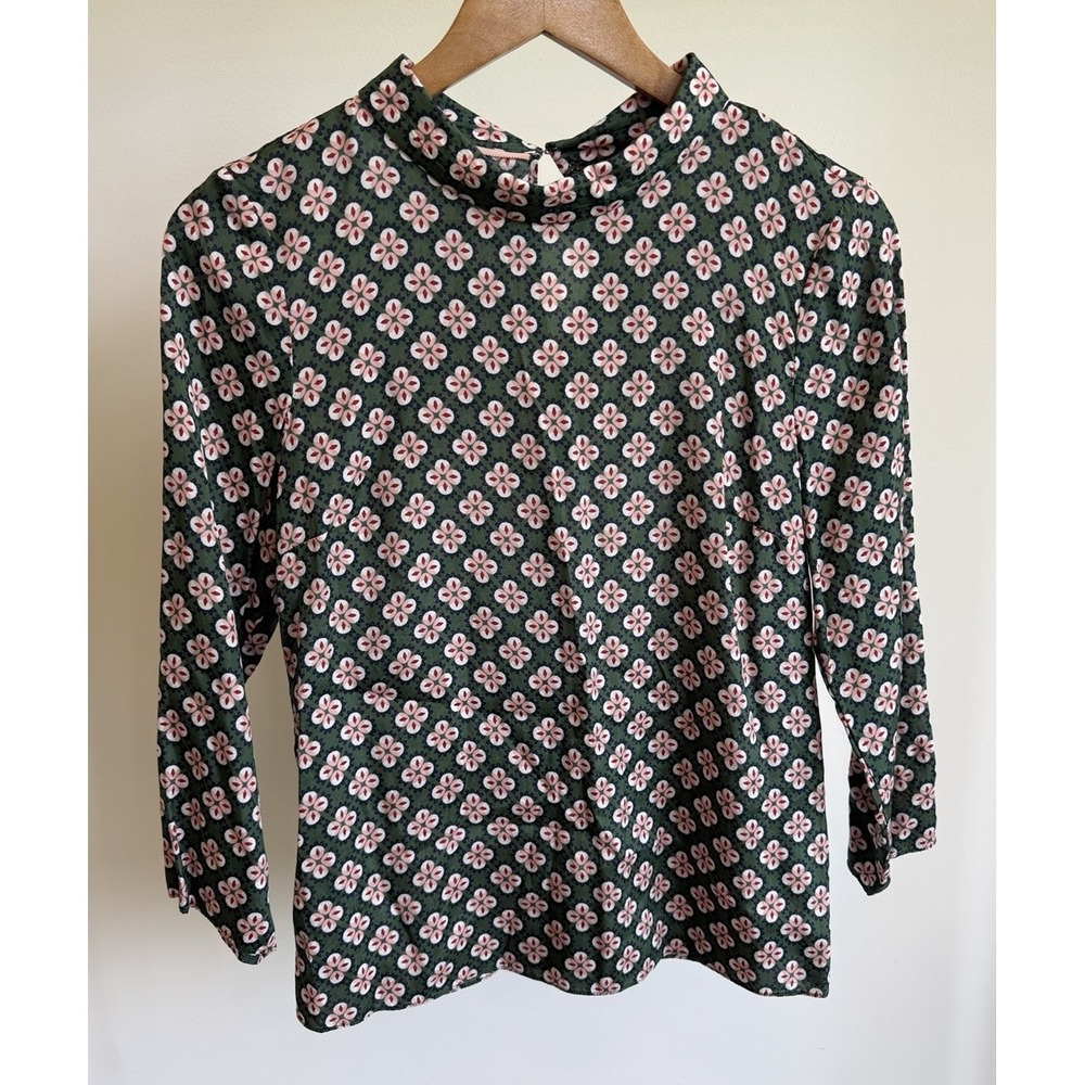 Boden Lily Top Size 2 Green Pink Broad Bean Tile Print Blouse Satin Long Sleeve